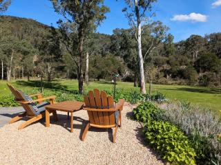 Parsons Flat River Barn - 7