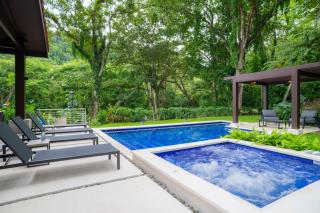 Casa Selva Tica 6 bdr pool golf view in Los Suenos - 7