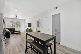 Chic 1BR at Westgate Pool, Gym & Stadium Fun apts - 8