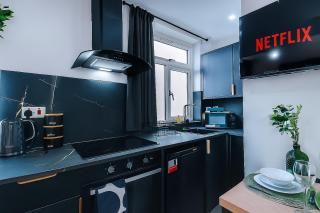 1 BR Apt in Selly Oak - Wi-Fi, Kitchen - Sleeps 2 - 1