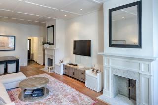 Washington Square Abode by Lucky Savannah - 7