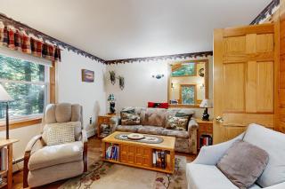 Beaver Cove Cabin - 9