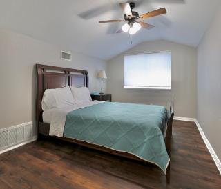 Beautiful home with heated spa and heated pool - 5