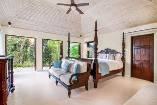 Hospitality Expert HALF HILL Pool Beach - 2