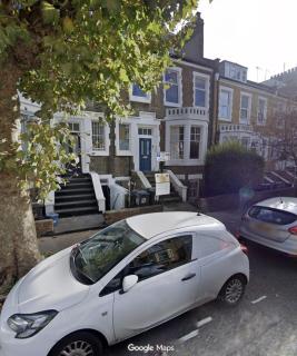 Whole flat Stoke Newington - 9