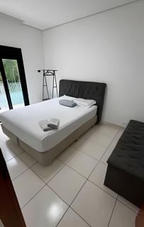 Quarto Queen size privativo em casa de condomínio - 8