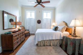 Getaway on Gordon by Lucky Savannah - 1