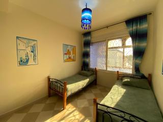Ben House - 2