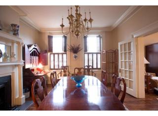 Phillips House by Lucky Savannah - 4