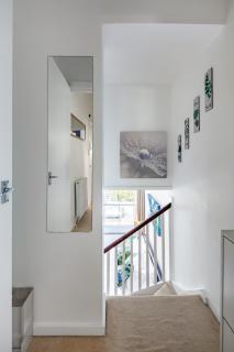 Quiet & Spacious One Bed Apt in Hammersmith - 3