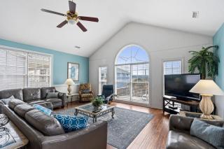Charleston Court 10 Cherry Grove Small Dog Friendly - 1
