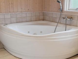 Holiday Home Erko - 575m from the sea by Interhome - 2