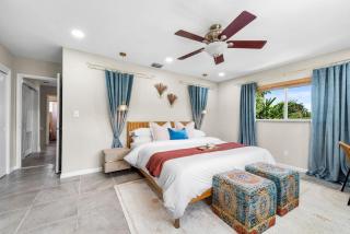 Luxury Villa Pool Jacuzzi Cinema and Game Room - 5