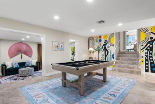 Luxury Villa Pool Jacuzzi Cinema and Game Room - 4