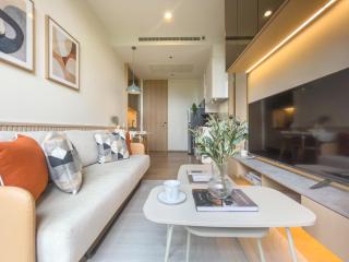 Asoke Luxury High Rise - Steps to BTS and MRT - WiFi - 5