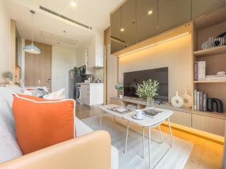 Asoke Luxury High Rise - Steps to BTS and MRT - WiFi - 3