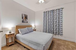 Mesa Arizona Oasis w Pool BBQ Vaulted Ceilings - 1