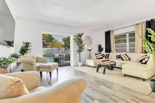 Casa Eva Turfed Pool 5Br 10 Mins Beach - 3