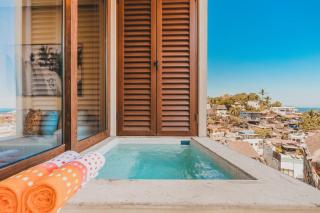 Limited Time Offer Luxe 2 BR with Plunge Pool - 7