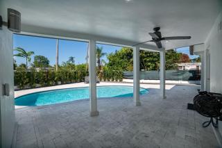 Baby Camellia Modern, luxurious and spacious house - 9