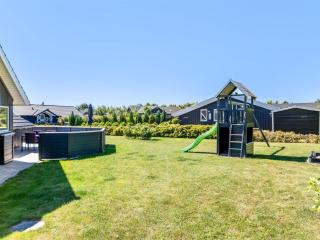 Holiday Home Rosamunde - 700m from the sea by Interhome - 9