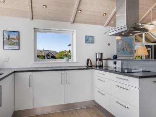 Holiday Home Rosamunde - 700m from the sea by Interhome - 2