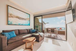 Casa de Luz Beachfront Oasis w Ocean Views Pool - 0
