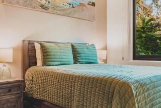 Casa de Luz Beachfront Oasis w Ocean Views Pool - 1