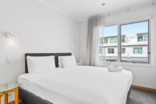QV Stays Luxury Harbourview Retreat - 2 Bedrooms - 9