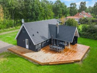 Holiday Home Erle - 830m from the sea by Interhome - 6