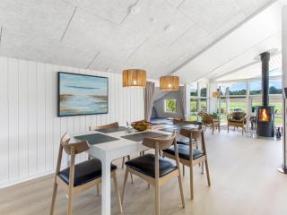 Holiday Home Eisa - 75m from the sea by Interhome - 2