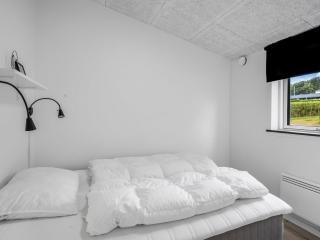 Holiday Home Fin - 150m from the sea by Interhome - 4
