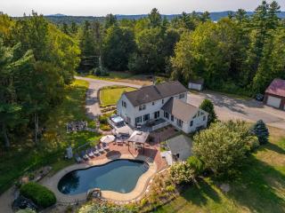 Gilford Getaway - Pool & Hot Tub - Lakes Region - 0