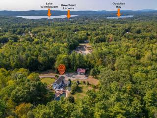 Gilford Getaway - Pool & Hot Tub - Lakes Region - 5