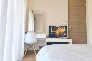 Specious Condo At Nimman With Rooftop Pool - 2