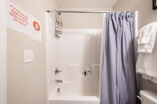 Modern 3Bedroom Duplex with Kitchen, WiFi and Free Parking Kannapolis - 2