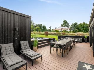 Holiday Home Artur - 800m from the sea by Interhome - 2