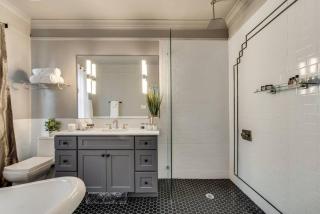 Spacious 3BR Executive Suites - 1