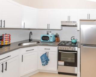 Albany Studio with Kitchen, WiFi, Gym and Game Room Near Capitol - 8