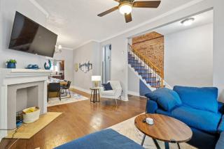 3 Story home with 10 beds and Free off street parking - Schenley Heights - 4