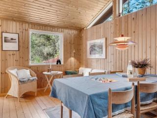 Holiday Home Ingobert - 600m from the sea by Interhome - 2