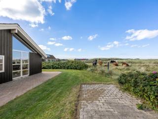 Holiday Home Aiana - 300m from the sea by Interhome - 3