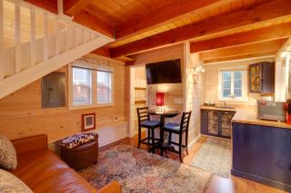 Ski, Hike, Relax By Water Rustic McCall Tiny Home - 8