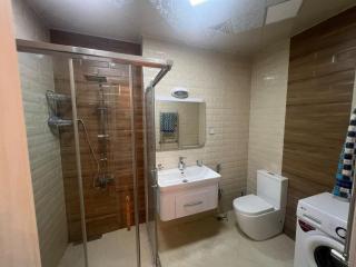 Spacious Modern Apartment Close to Central Baku - 5