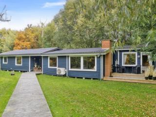Holiday Home Eilke - 125m from the sea by Interhome - 0