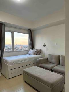 Covent Garden Fully Furnished Studio Unit - 4