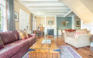Molly's Cottage by Lucky Savannah - 5