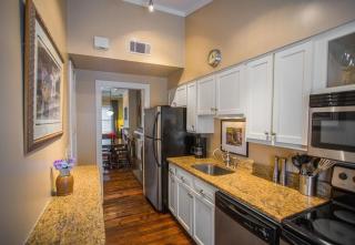 Molly's Cottage by Lucky Savannah - 2