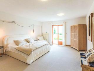 Chalet Champ de Brent by Interhome - 6