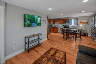 3 bed home with huge yard near Hidden Lake - 3